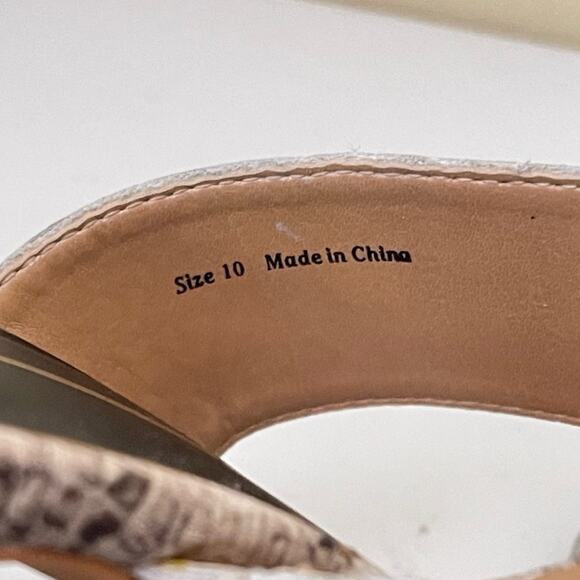Dolce Vita Sandals Beige Snakeskin Print Block Heel Size 10 - Picture 7 of 7